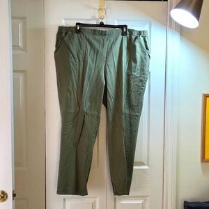 Olive Chinos